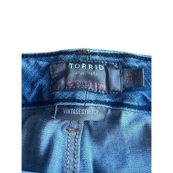 Torrid Denim Blue Jeans Vintage Stretch Mid Rise Slim Bootcut Plus Size 24 24S - Picture 3 of 8